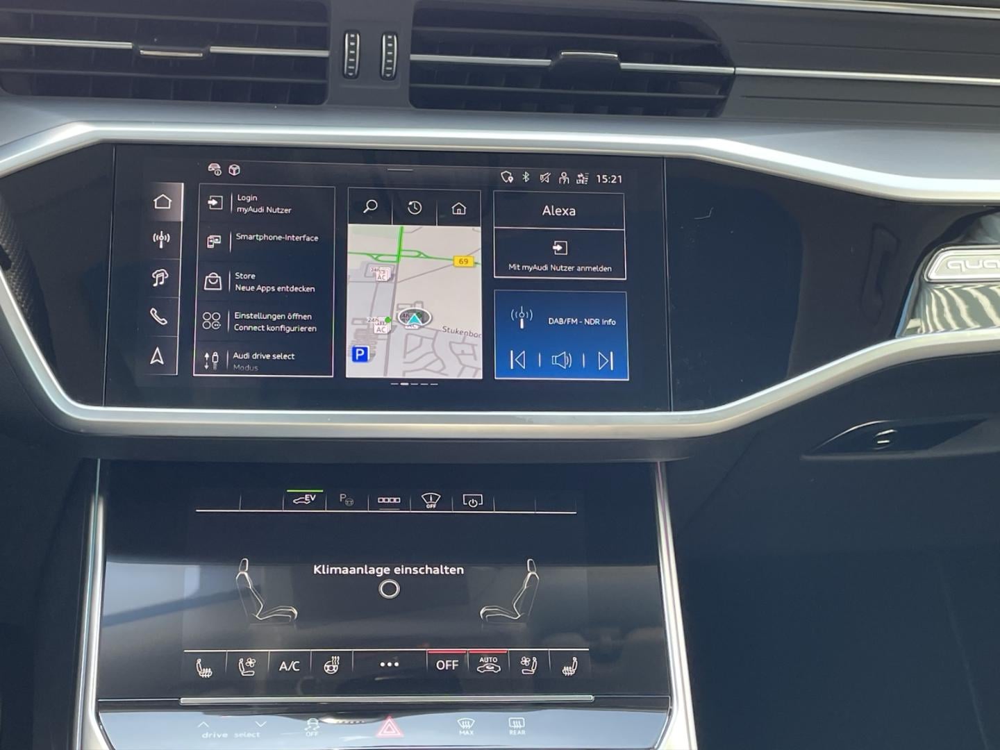 Bild über Audi A6 Avant TFSI e S line 55 TFSI e quattro S tronic - für weitere Informationen kontaktieren Sie den Audi Partner