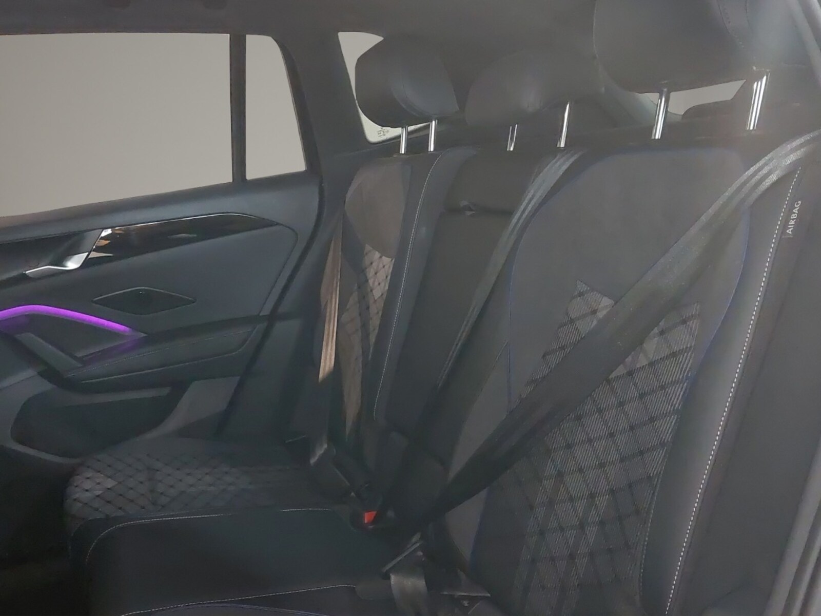 Volkswagen Tiguan – Bild 13