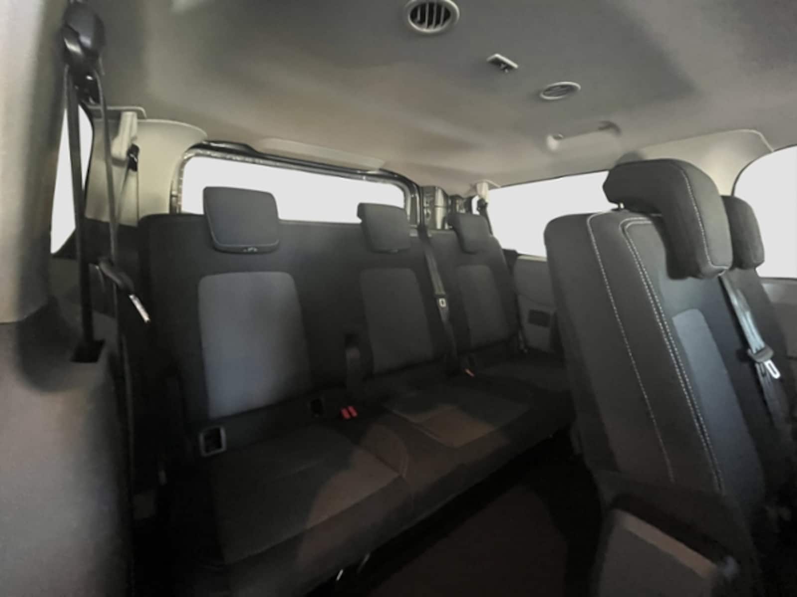 Volkswagen Transporter Kombi kurzer Radstand – Bild 19