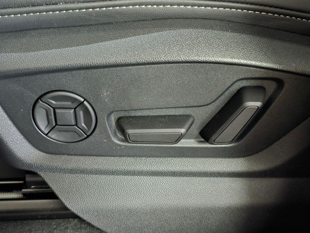 2026 Audi Q7 Premium Plus - Photo 19