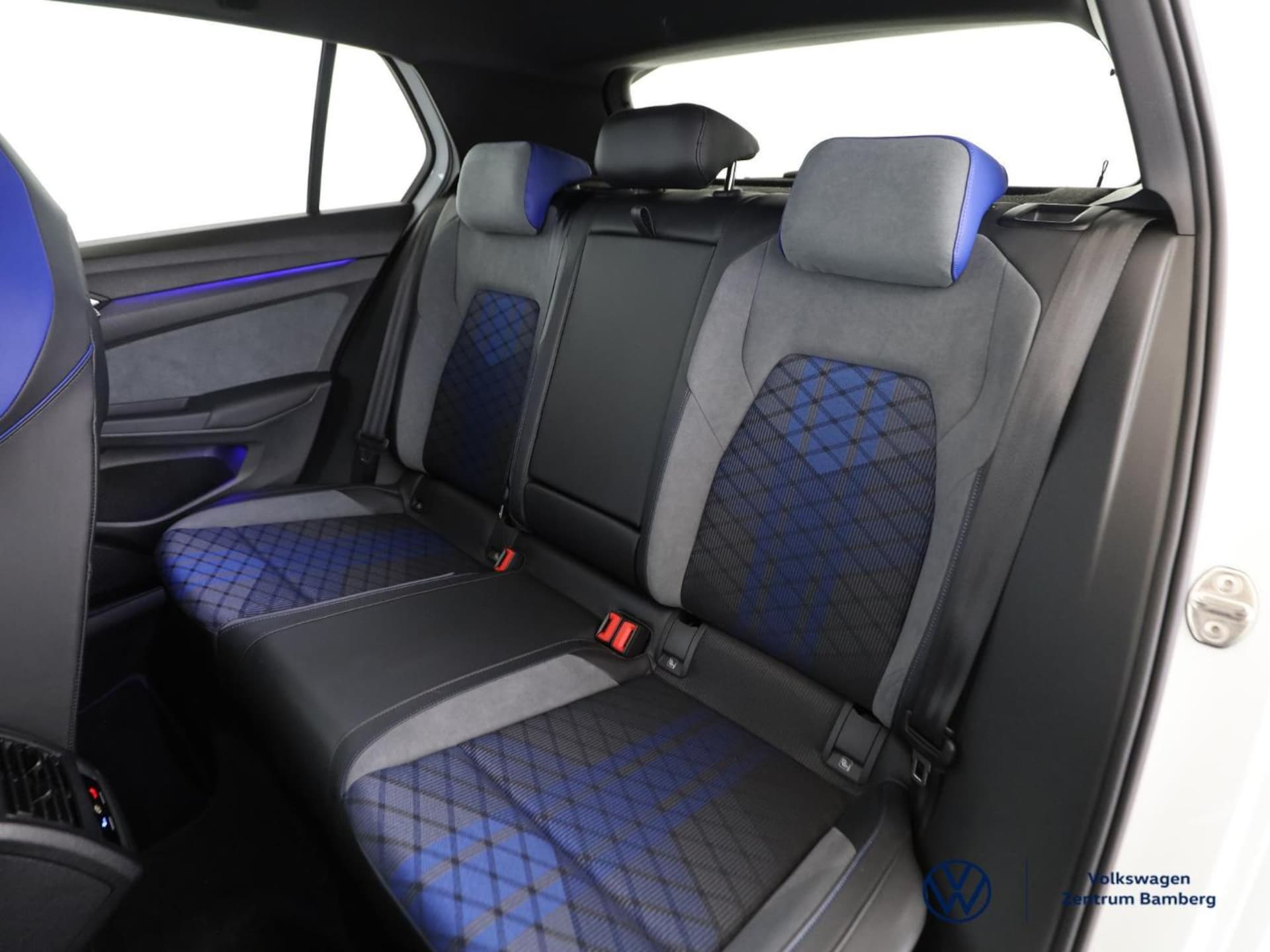 Volkswagen Golf R