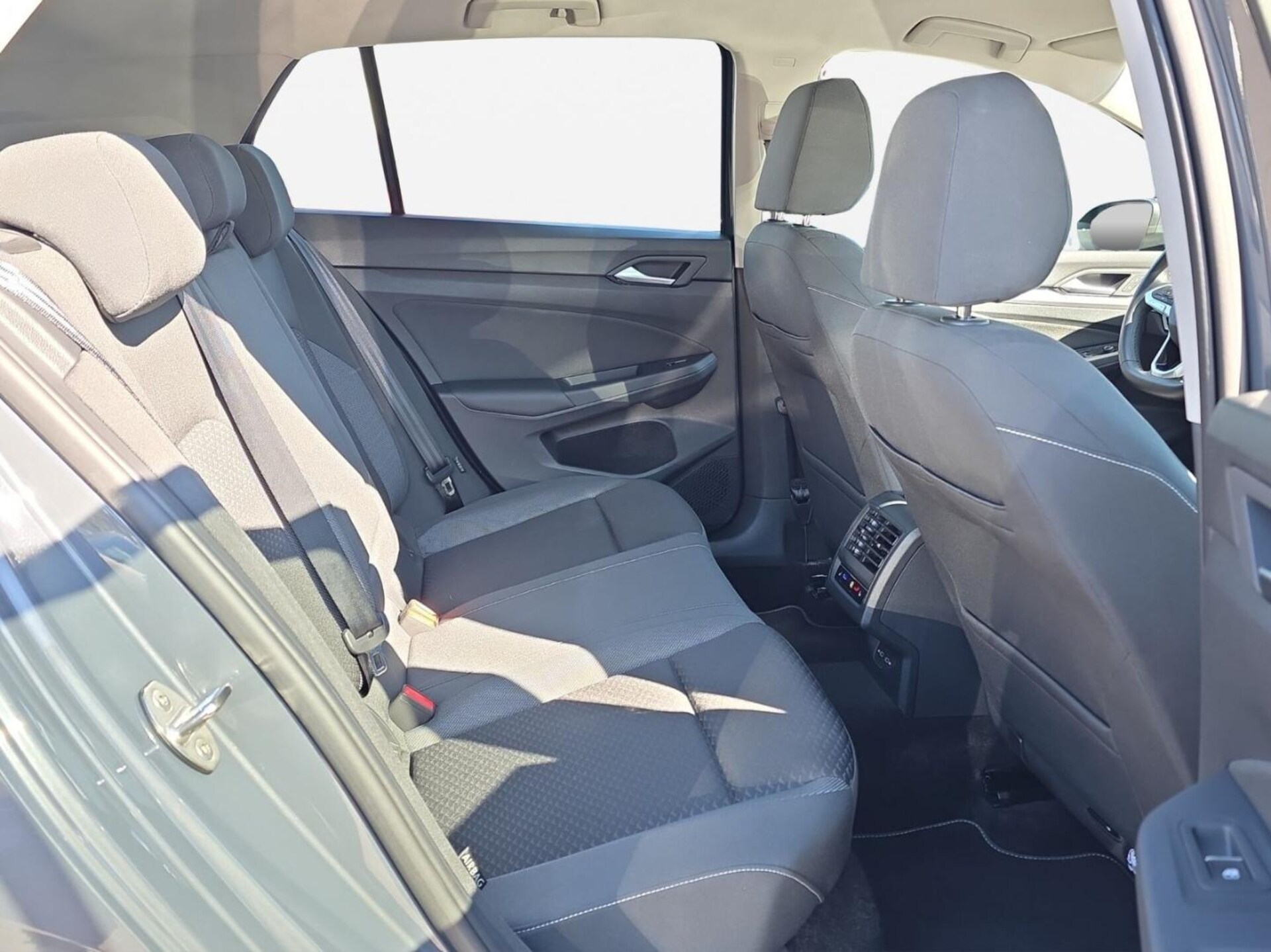 Volkswagen Golf Active