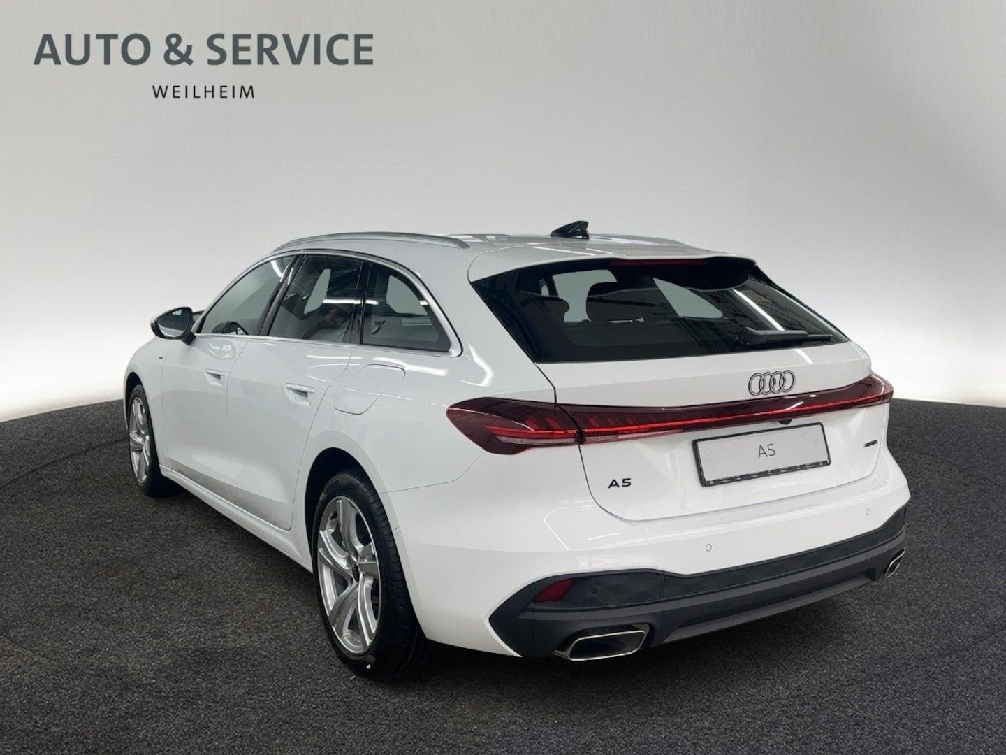 Bild über Audi A5 Avant e-hybrid e-hybrid quattro 220 kW S tronic - für weitere Informationen kontaktieren Sie den Audi Partner