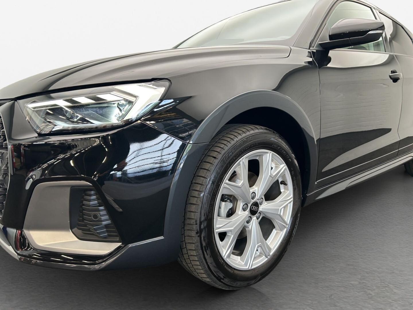 Bild über Audi A1 allstreet 35 TFSI S tronic - für weitere Informationen kontaktieren Sie den Audi Partner