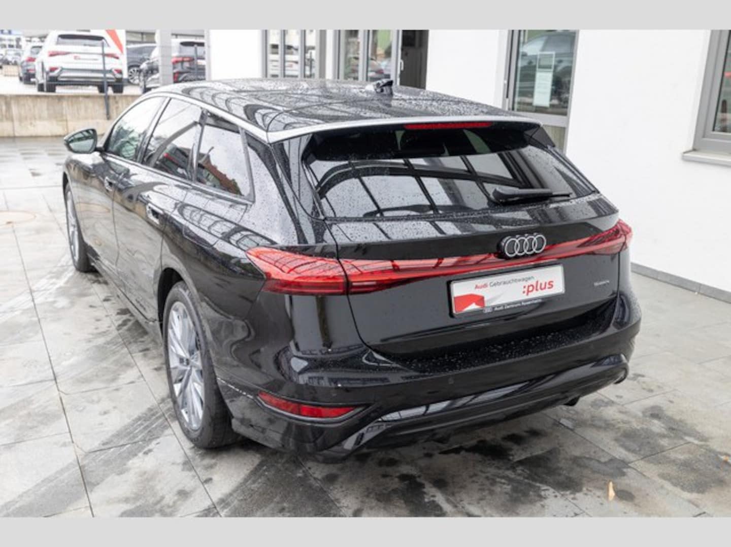 Bild über Audi A6 Avant e-tron e-tron quattro - für weitere Informationen kontaktieren Sie den Audi Partner