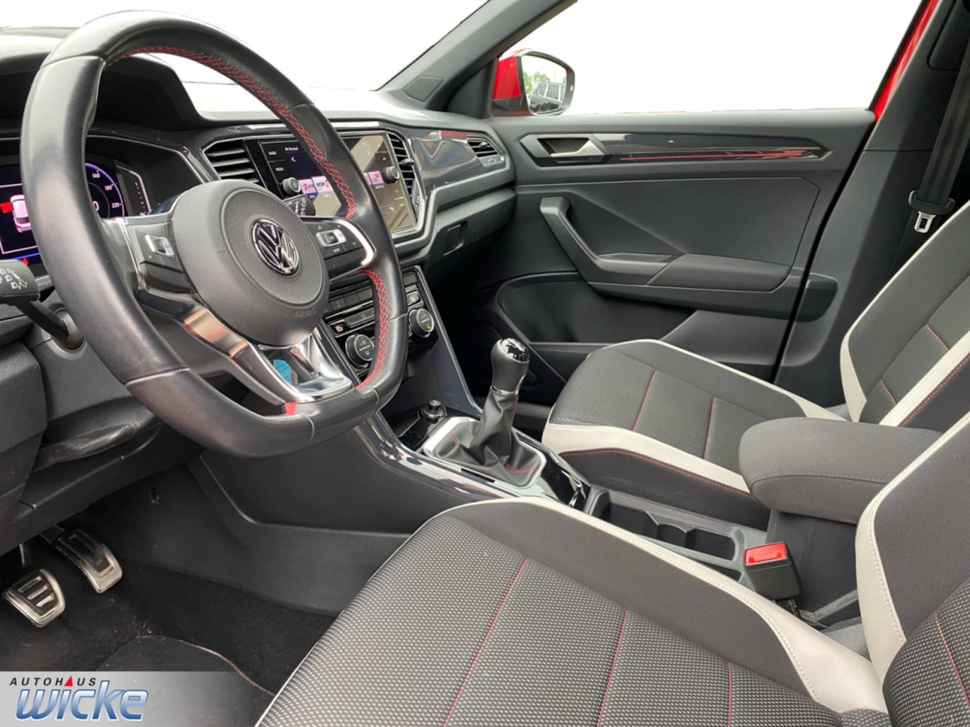 Volkswagen T-Roc Sport