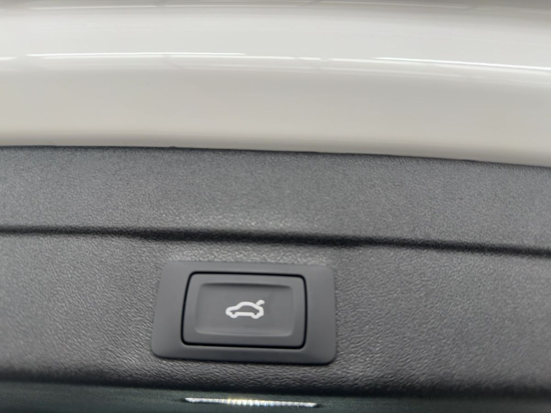 Audi A5 Avant e-hybrid