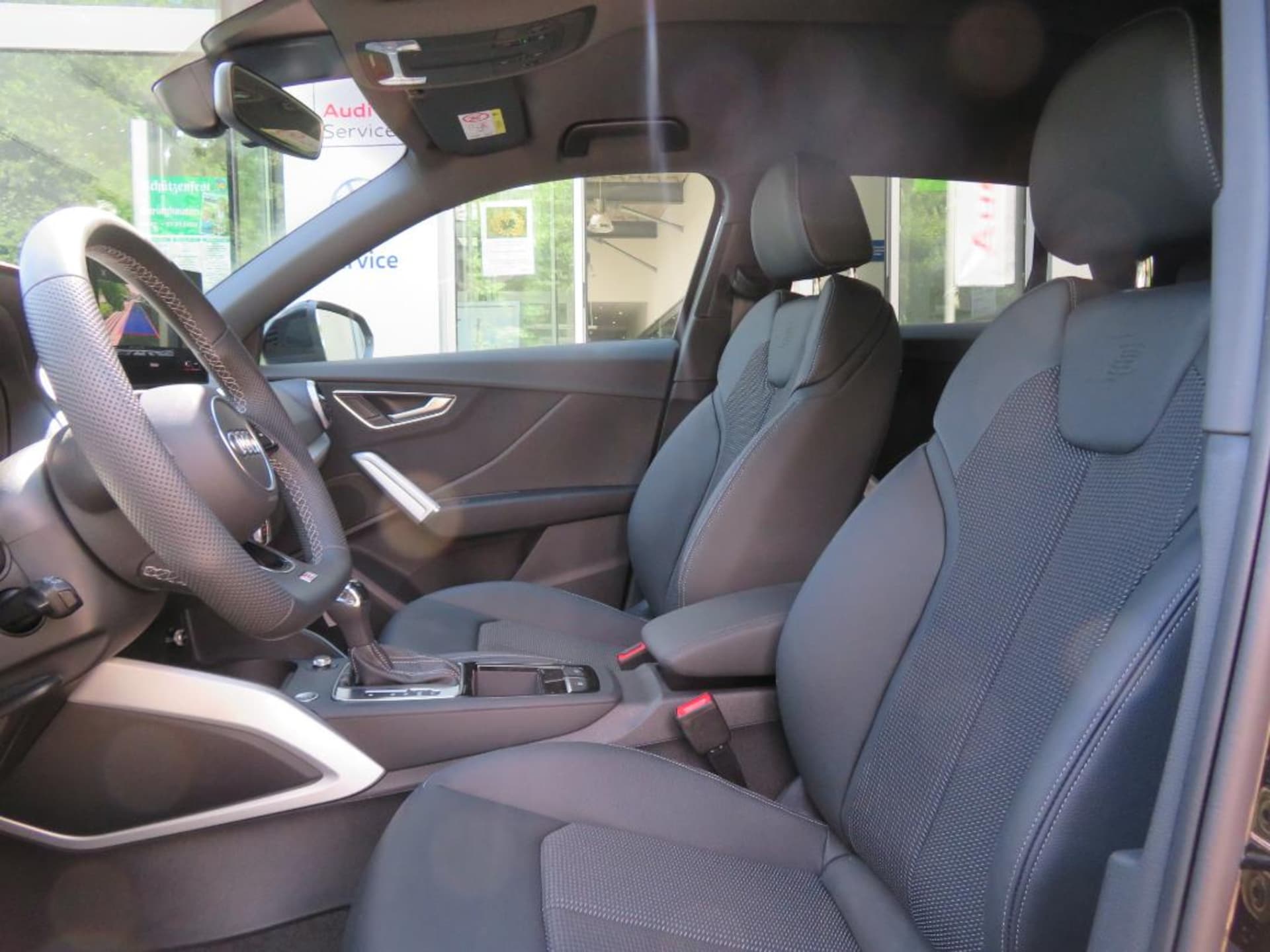 Audi Q2 S line