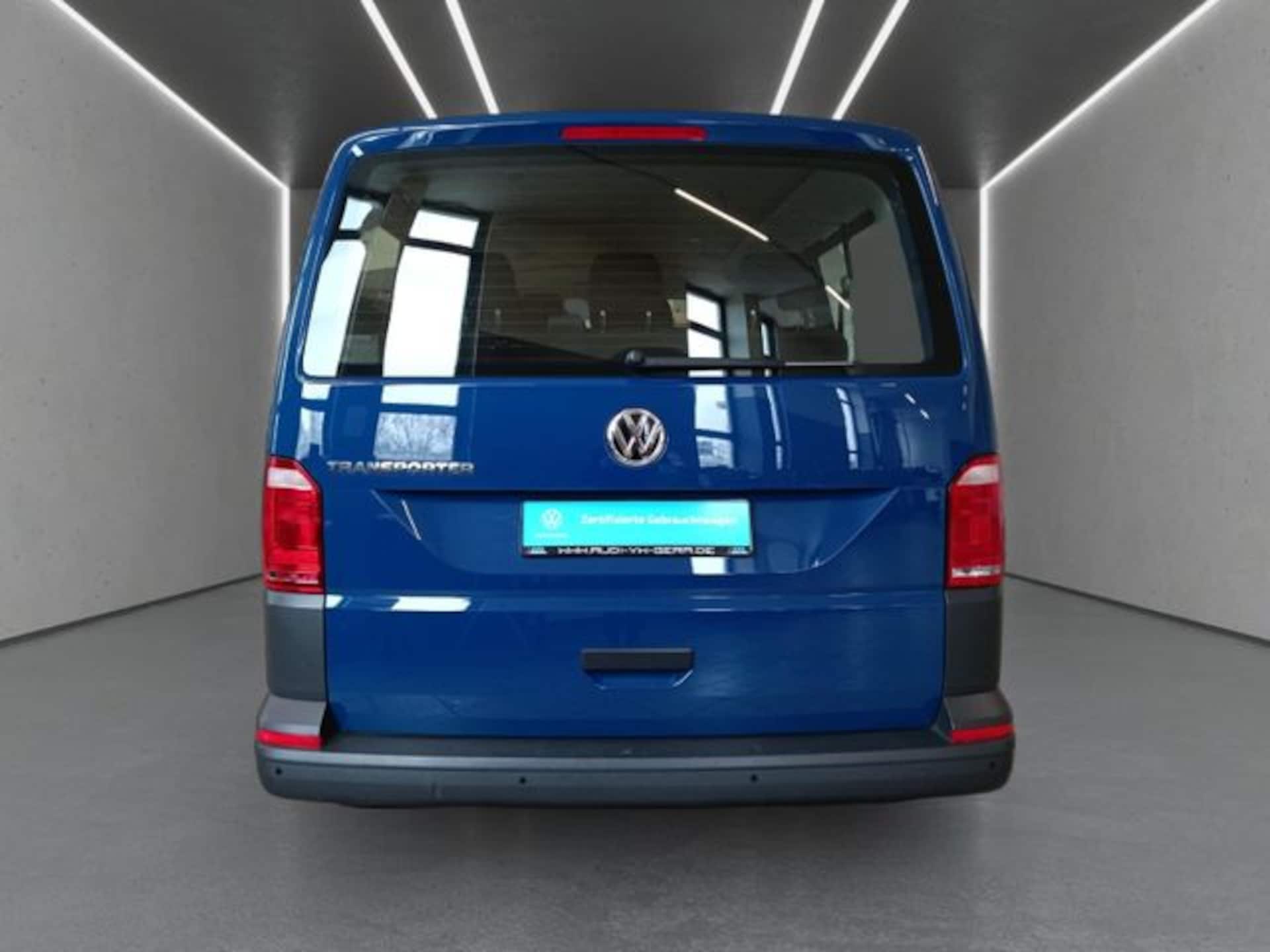Volkswagen T6 Transporter Kombi langer Radstand