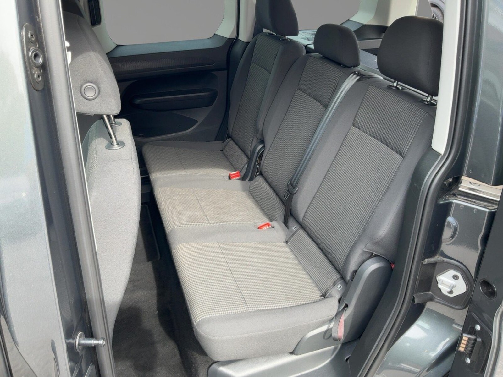 Volkswagen Caddy – Bild 8