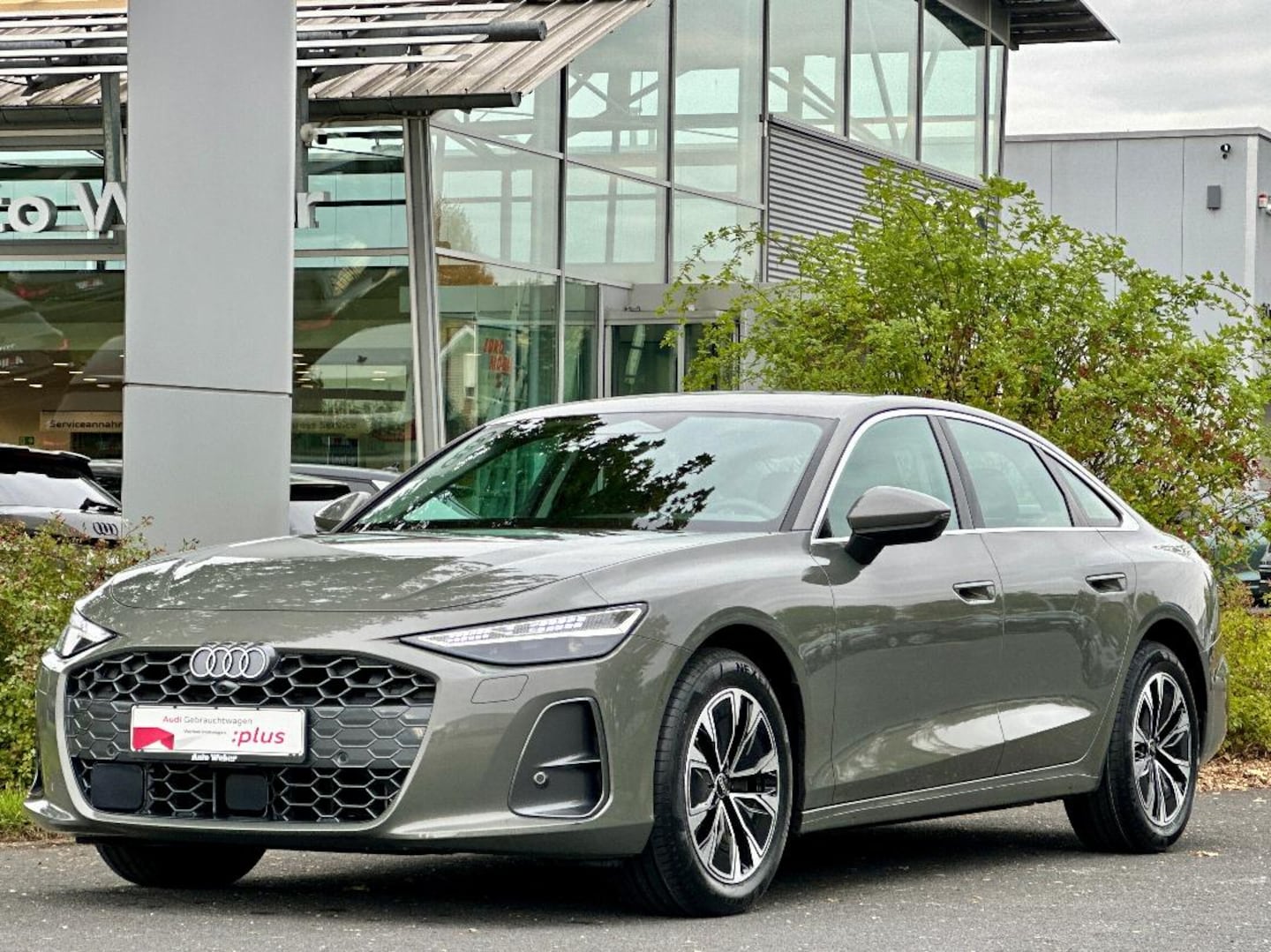 Bild über Audi A6 Limousine TDI 150 kW S tronic - für weitere Informationen kontaktieren Sie den Audi Partner