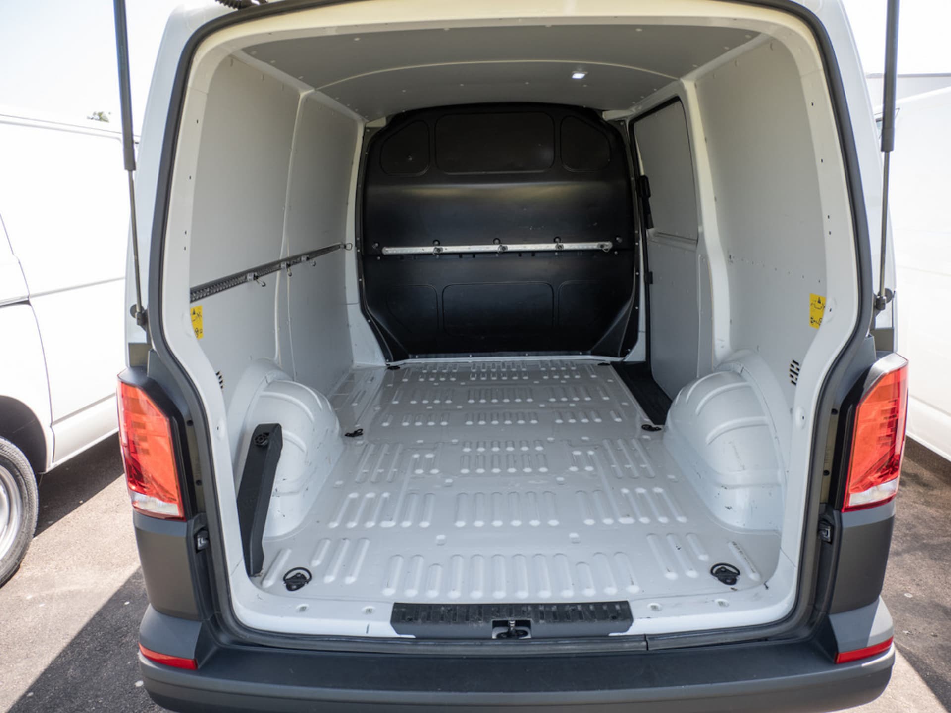 Volkswagen T6.1 Transporter Kasten kurzer Radstand