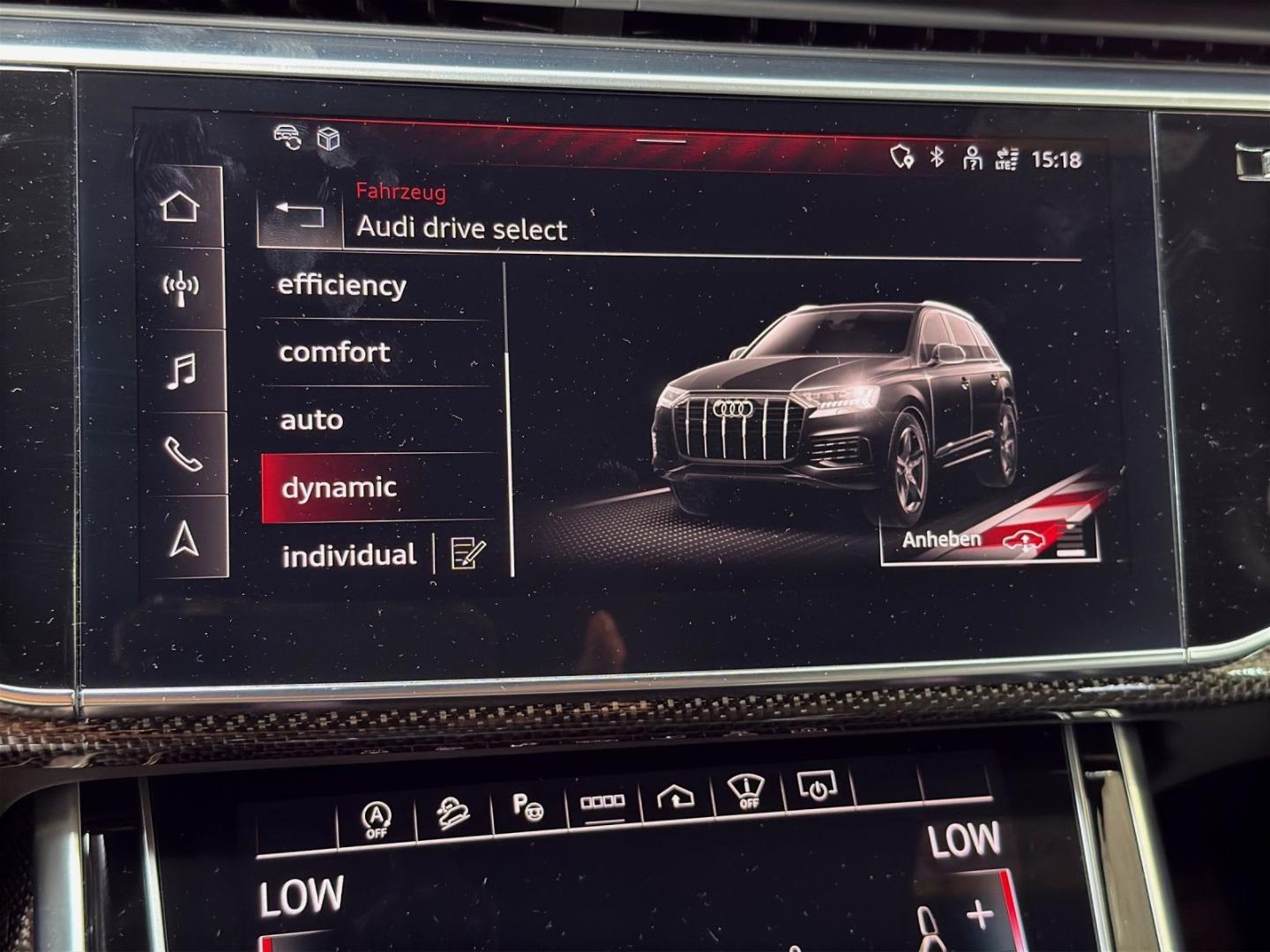 Image about Audi SQ7 TFSI quattro tiptronic