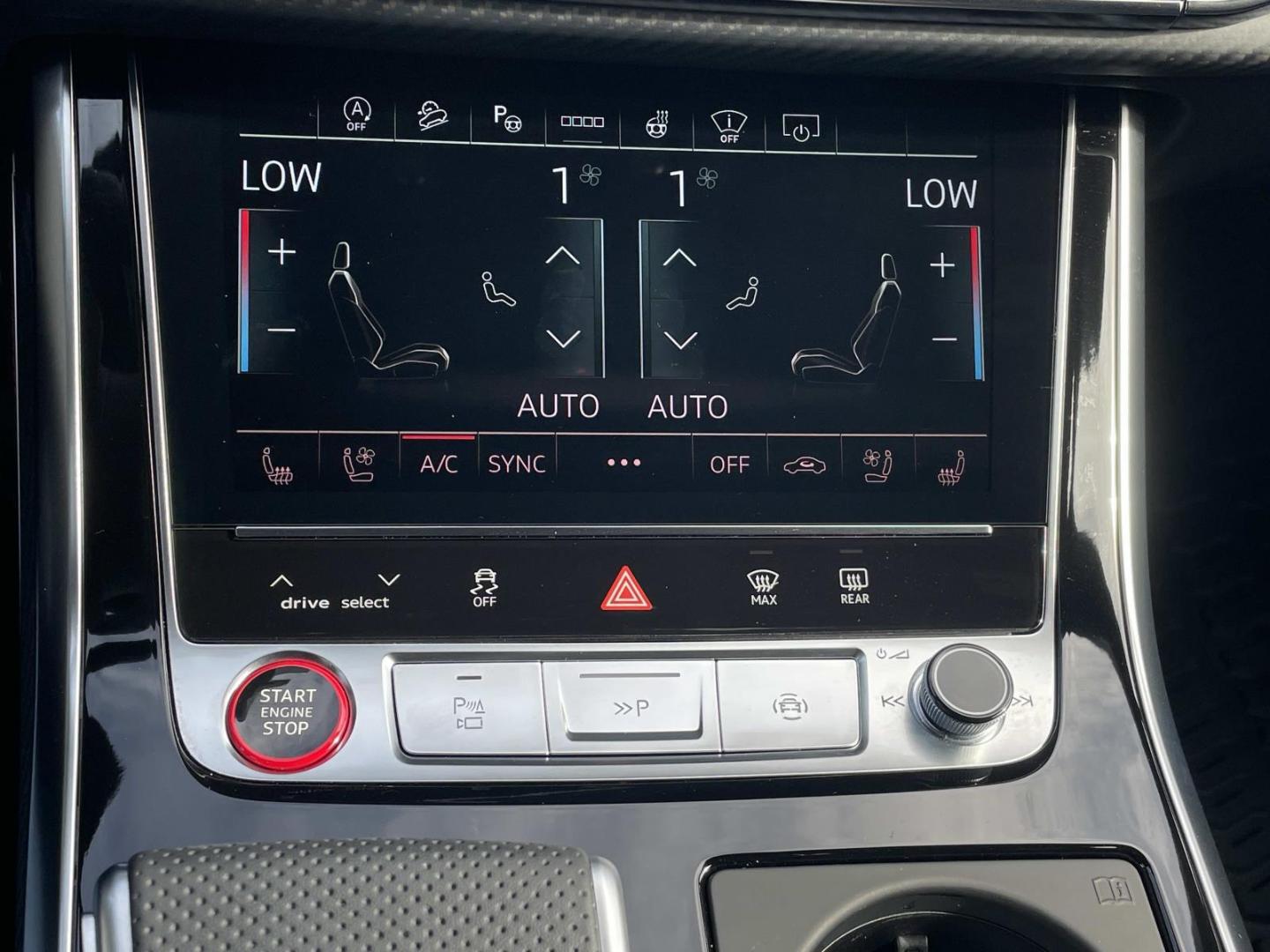 2026 Audi SQ7 Prestige - Photo 29