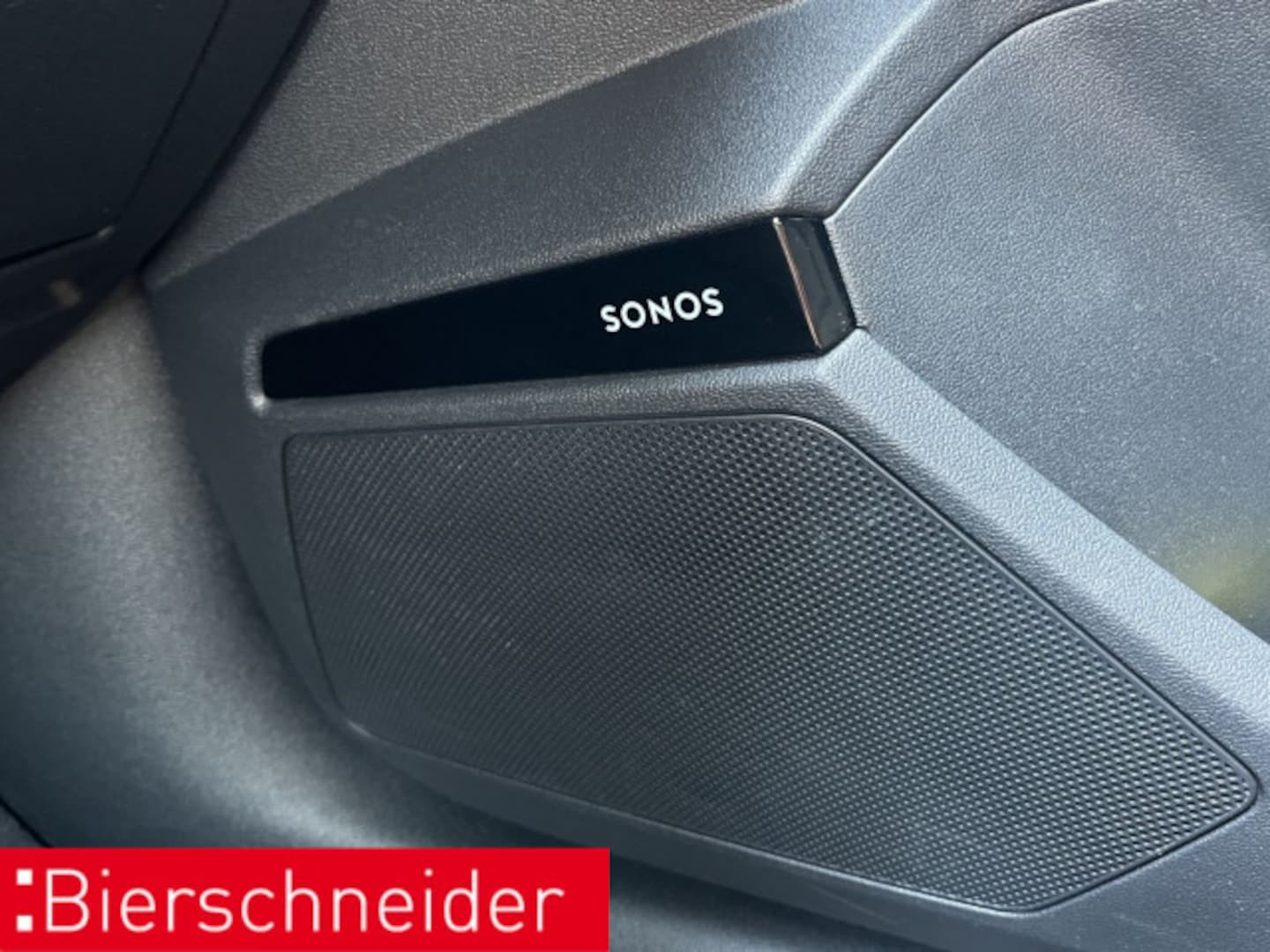 Bild über Audi A3 Sportback 30 TFSI S tronic - für weitere Informationen kontaktieren Sie den Audi Partner