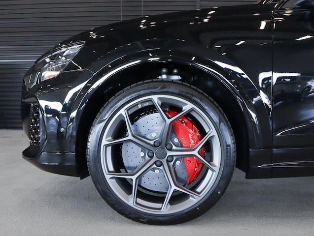 2026 Audi RS Q8 SUV performance