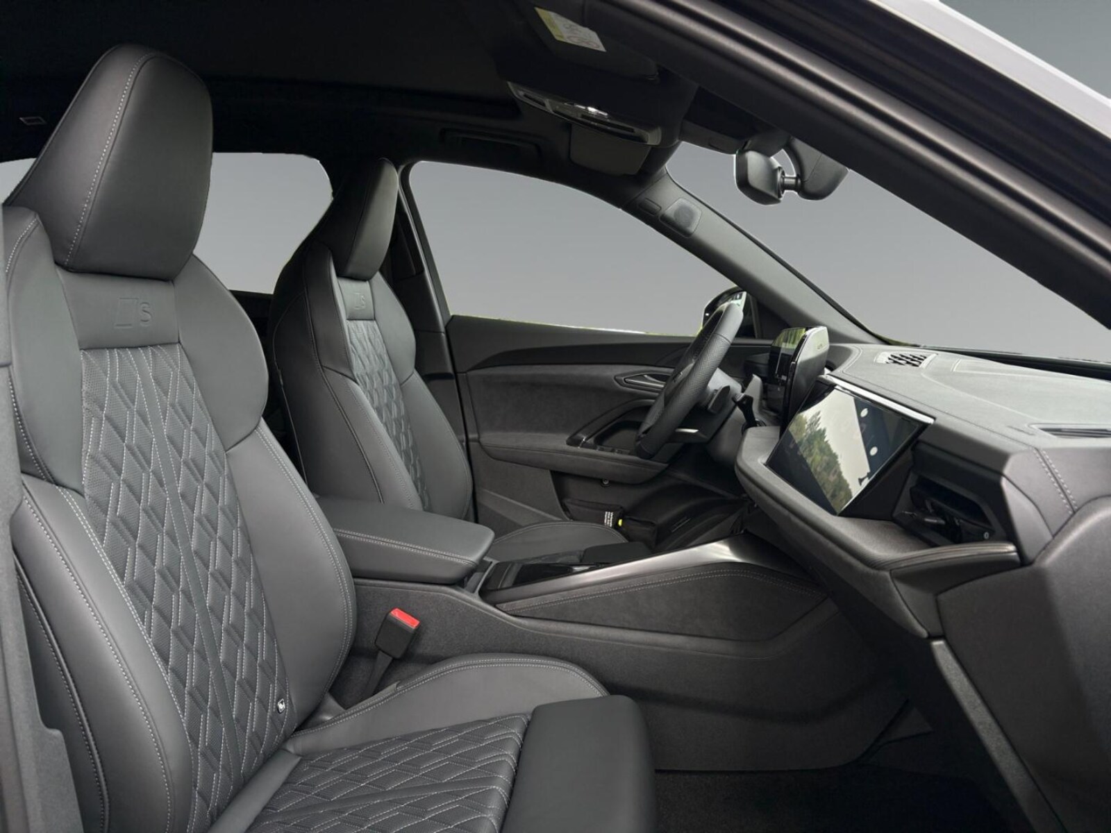 Audi SQ5 – Bild 11