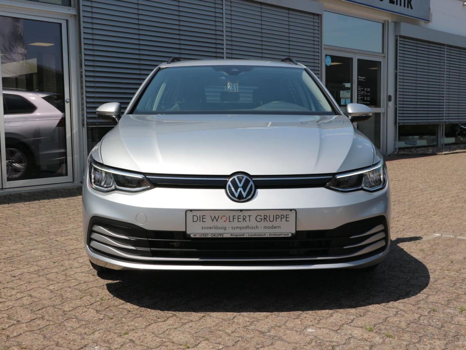 Volkswagen Golf Variant Life