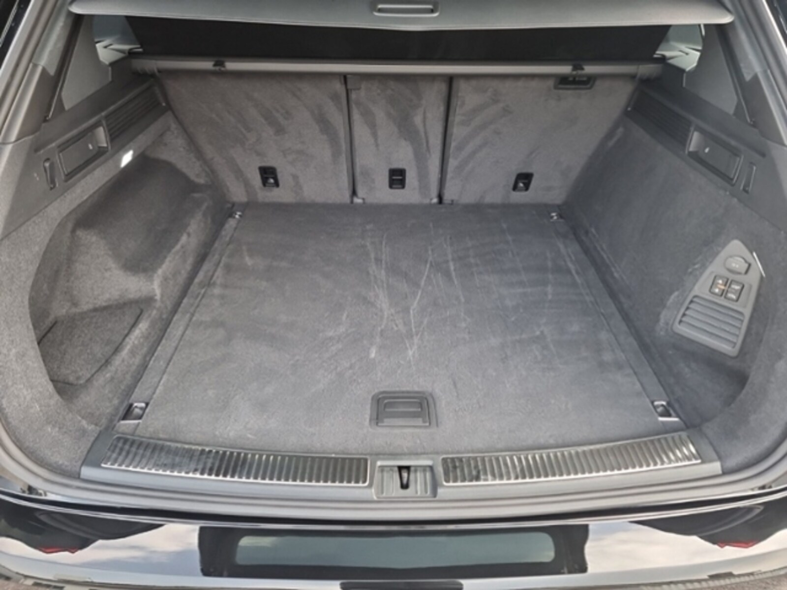 Volkswagen Touareg – Bild 9
