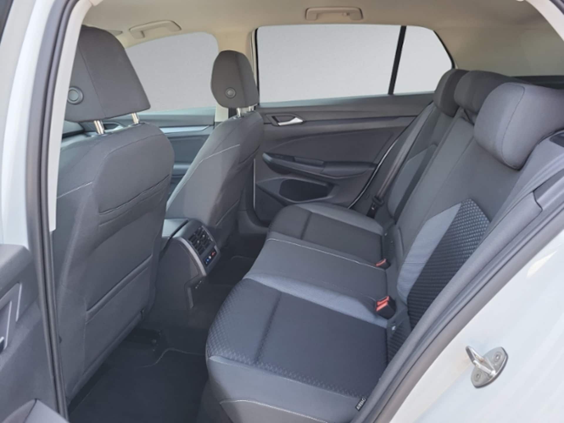 Volkswagen Golf Active