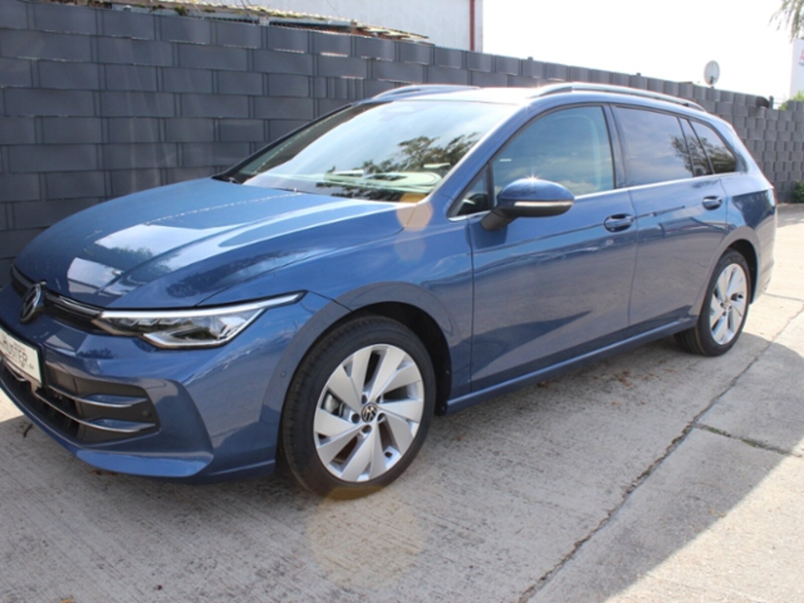 Volkswagen Golf Variant – Bild 2