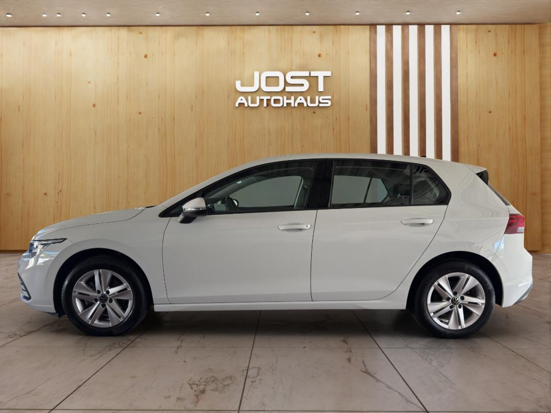 Volkswagen Golf Life