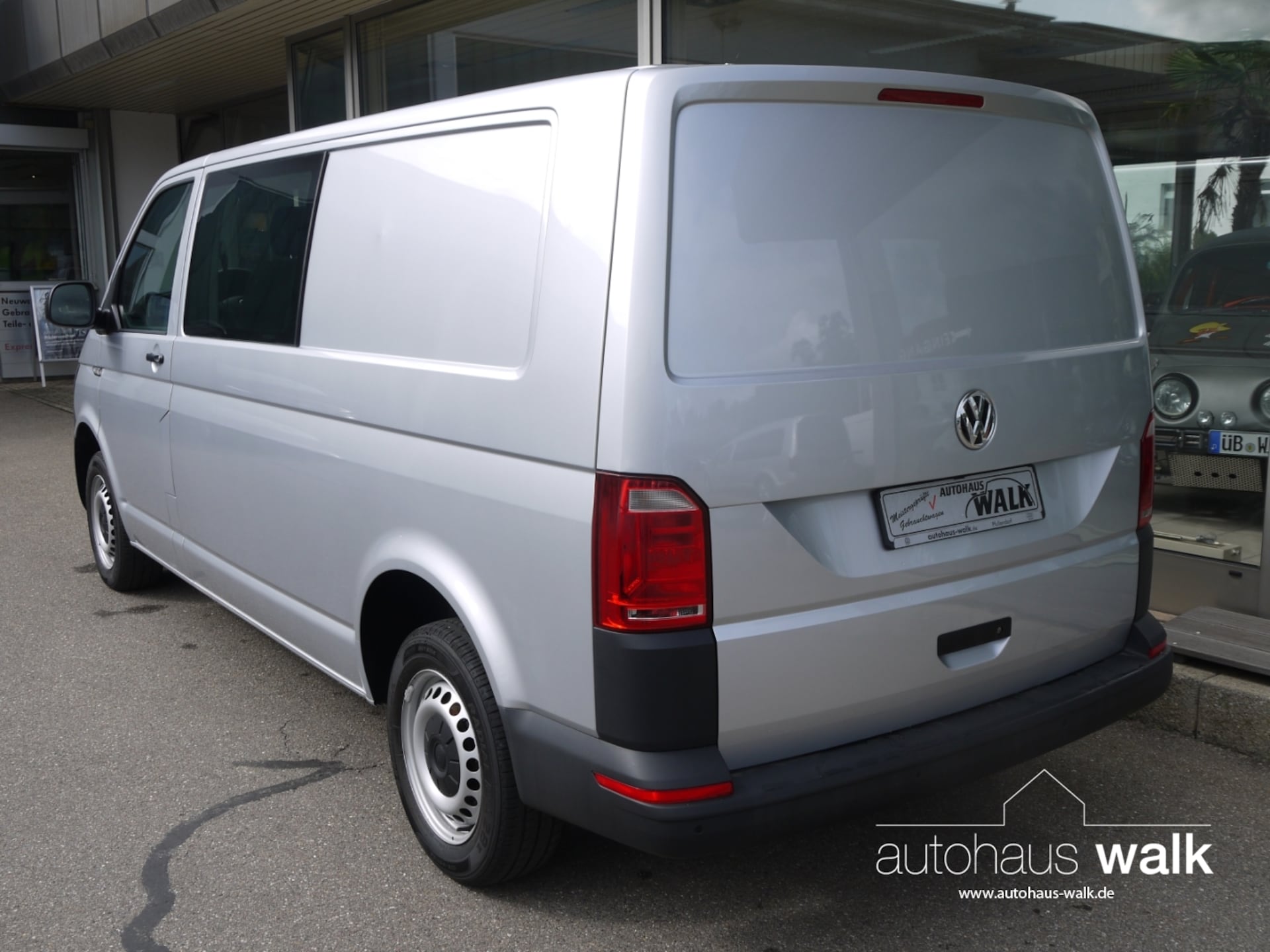 Volkswagen T6 Transporter Kasten langer Radstand