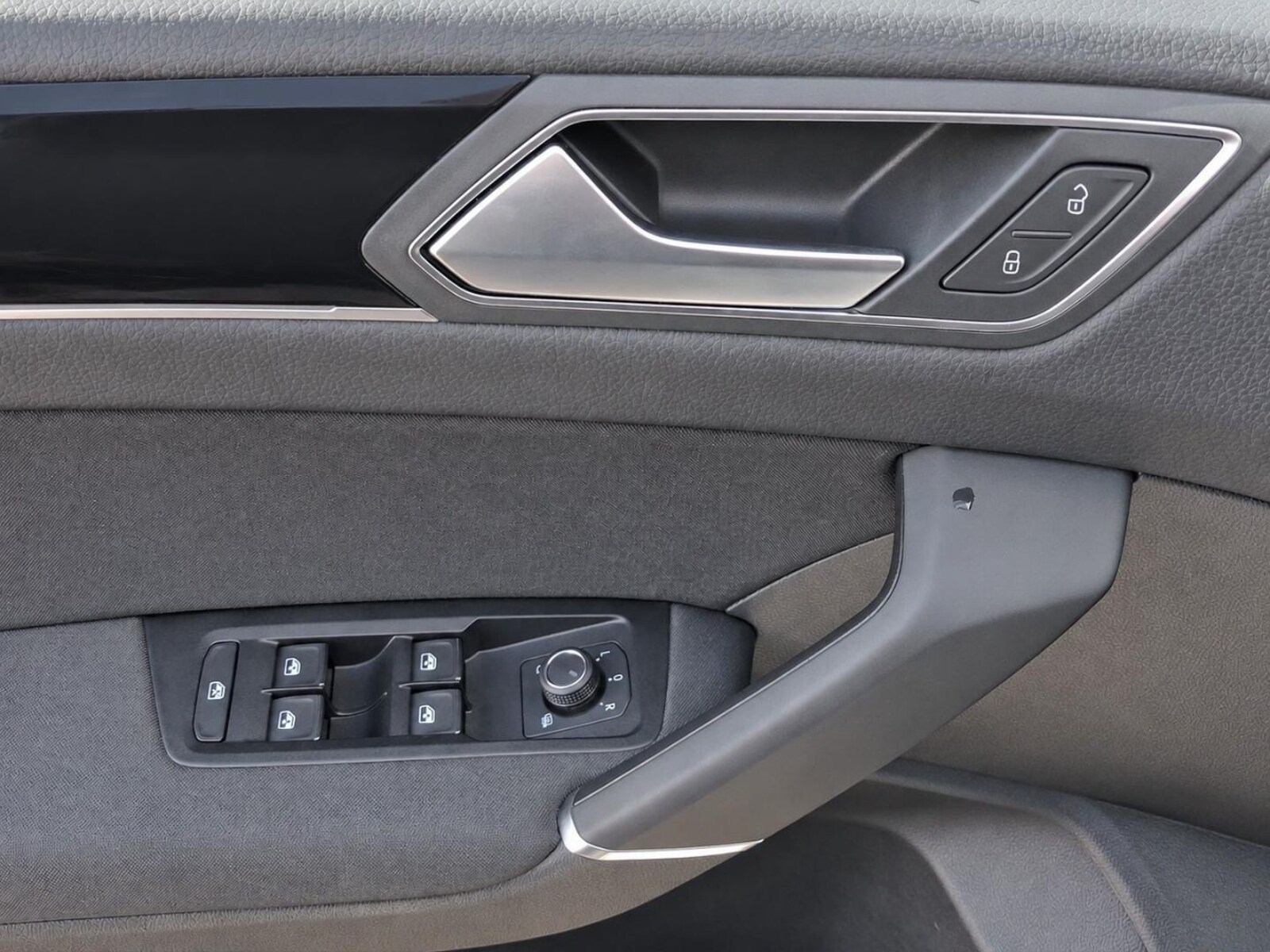Volkswagen Touran – Bild 13