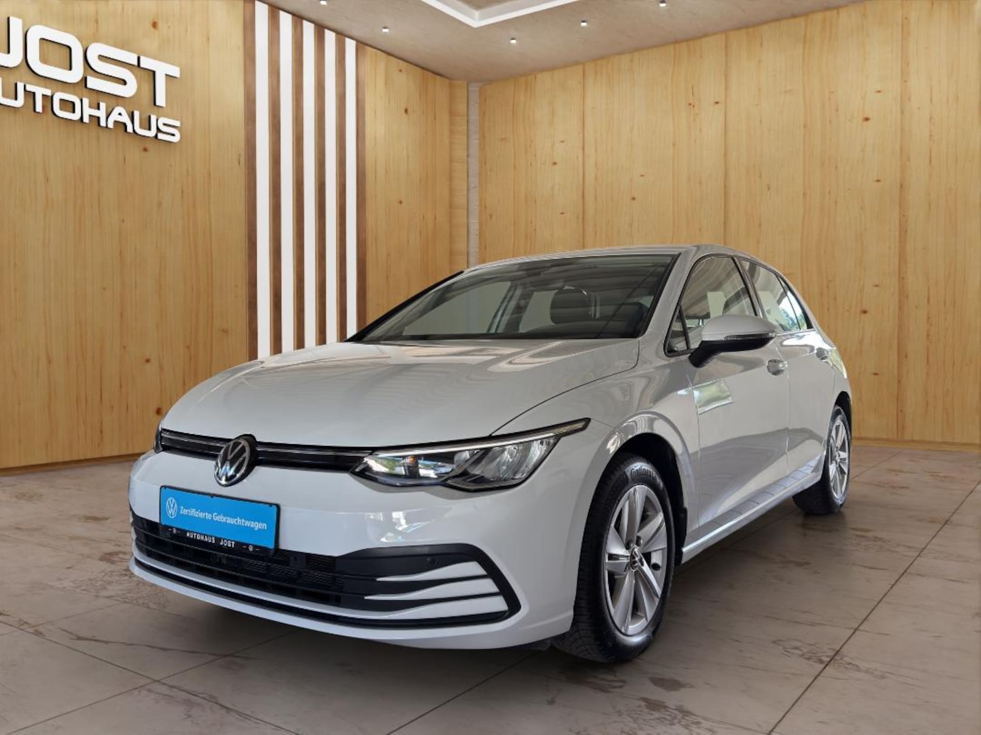 Volkswagen Golf Life