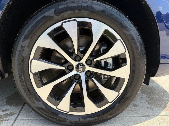 2026 Audi Q3 Base - Photo 8