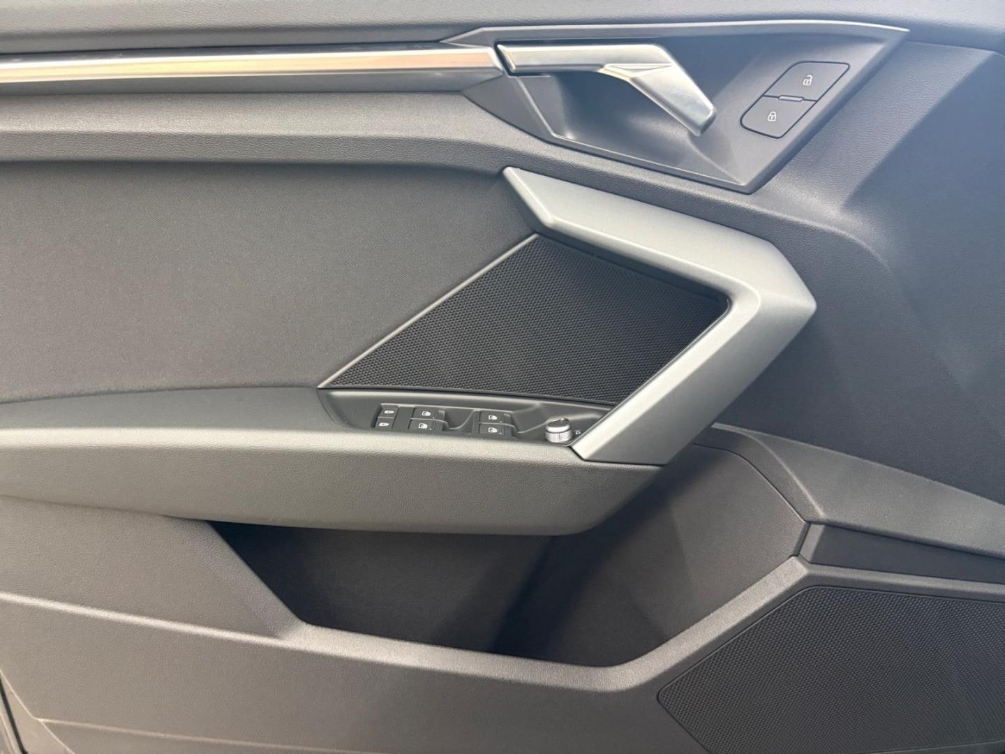 Bild über Audi A3 Sportback TDI S tronic - für weitere Informationen kontaktieren Sie den Audi Partner