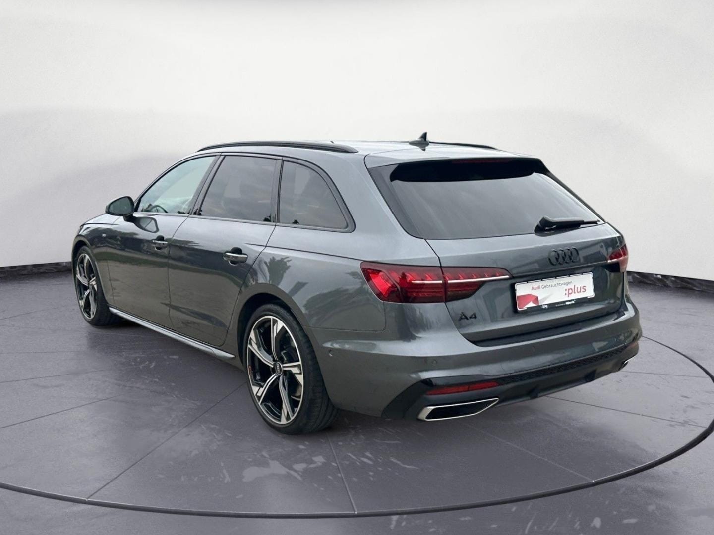 Bild über Audi A4 Avant S line 40 TFSI S tronic - für weitere Informationen kontaktieren Sie den Audi Partner