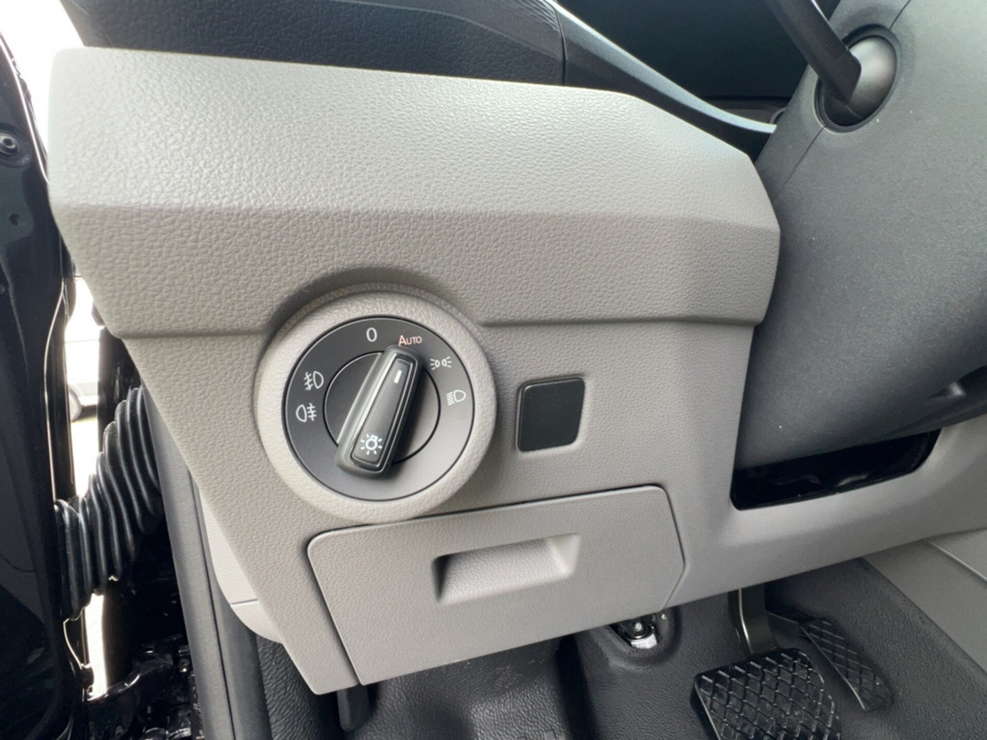 Volkswagen T6.1 Transporter Kombi kurzer Radstand