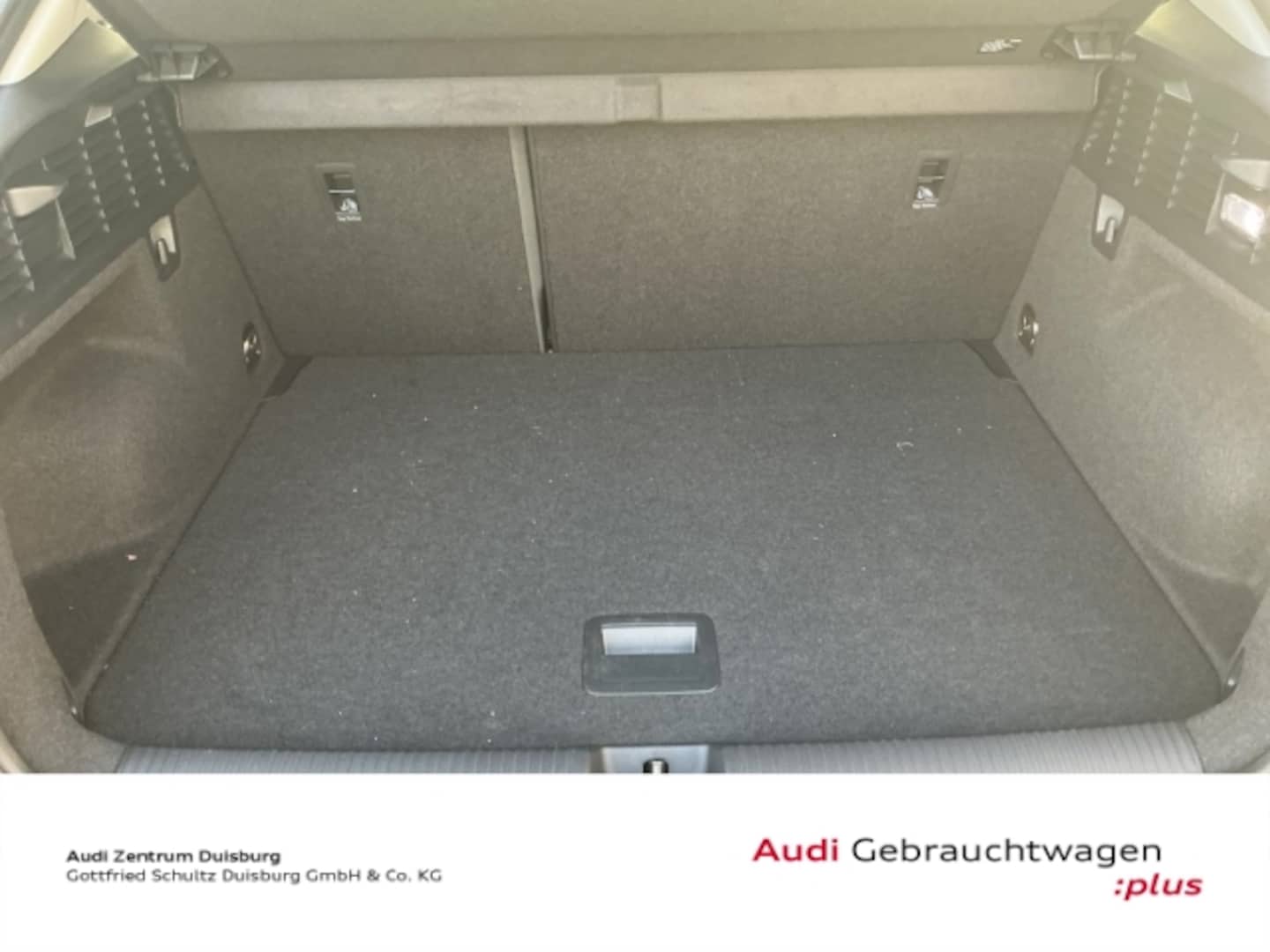 Bild über Audi Q2 S line 35 TFSI S tronic - für weitere Informationen kontaktieren Sie den Audi Partner