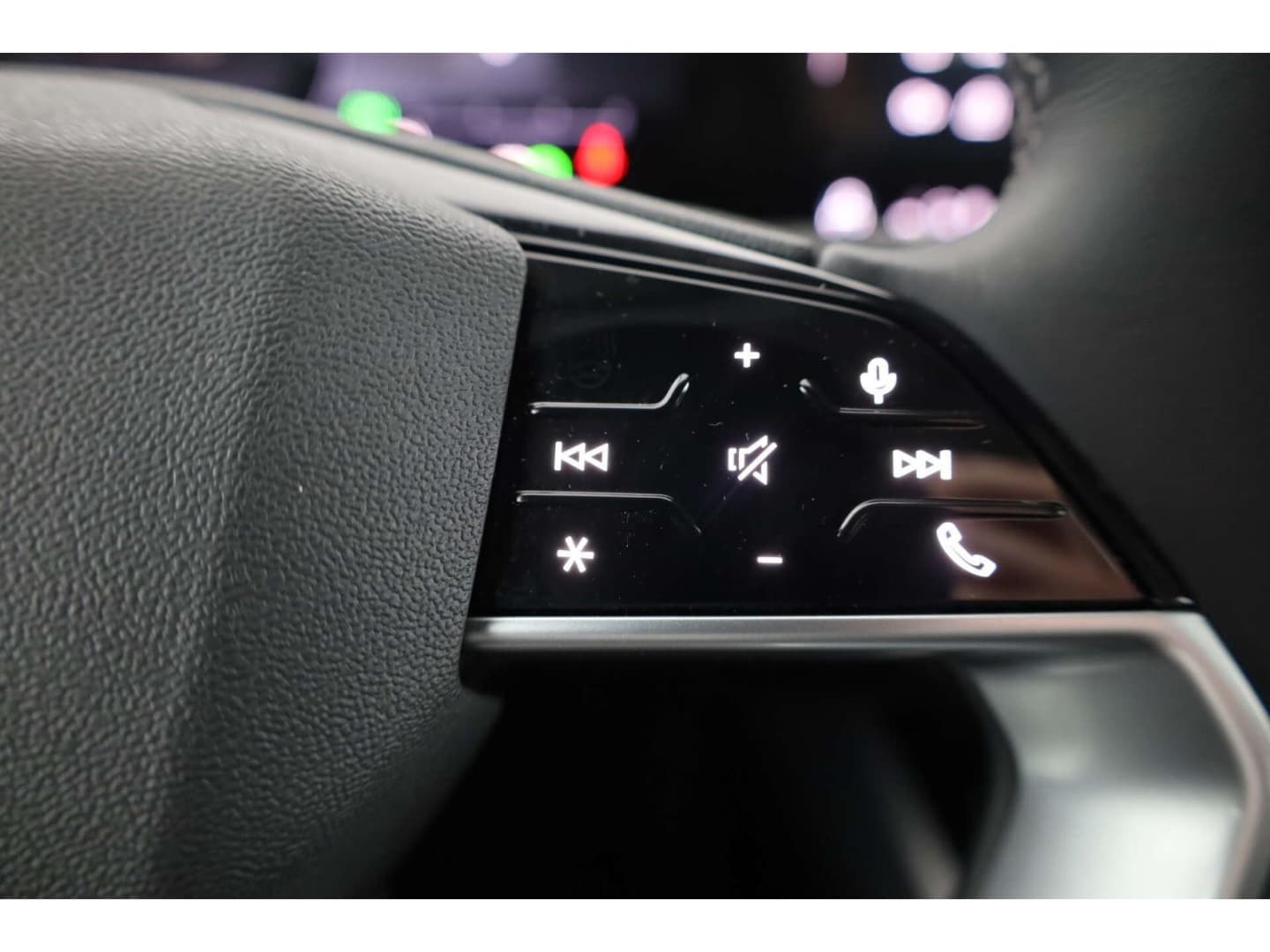 Bild über Audi A6 Avant TDI quattro 150 kW S tronic - für weitere Informationen kontaktieren Sie den Audi Partner
