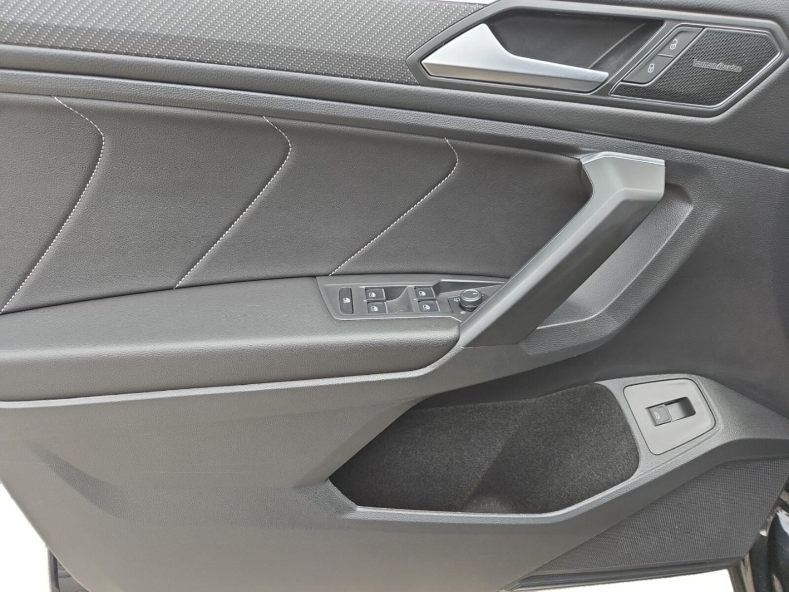 Volkswagen Tiguan Allspace – Bild 11