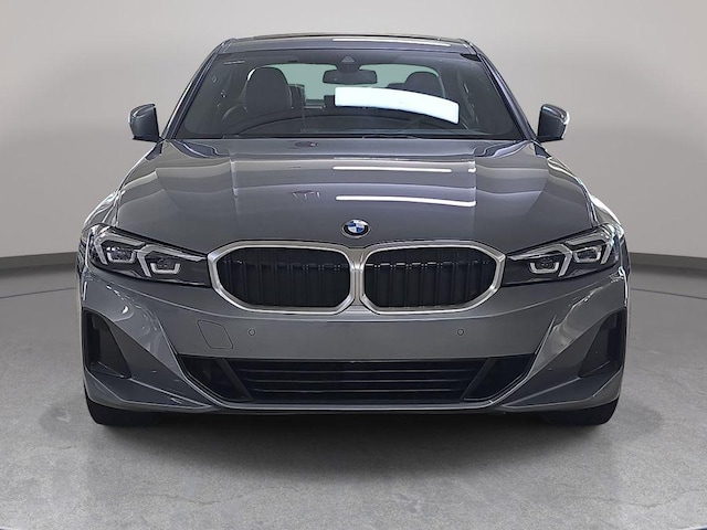 2023 BMW 330i