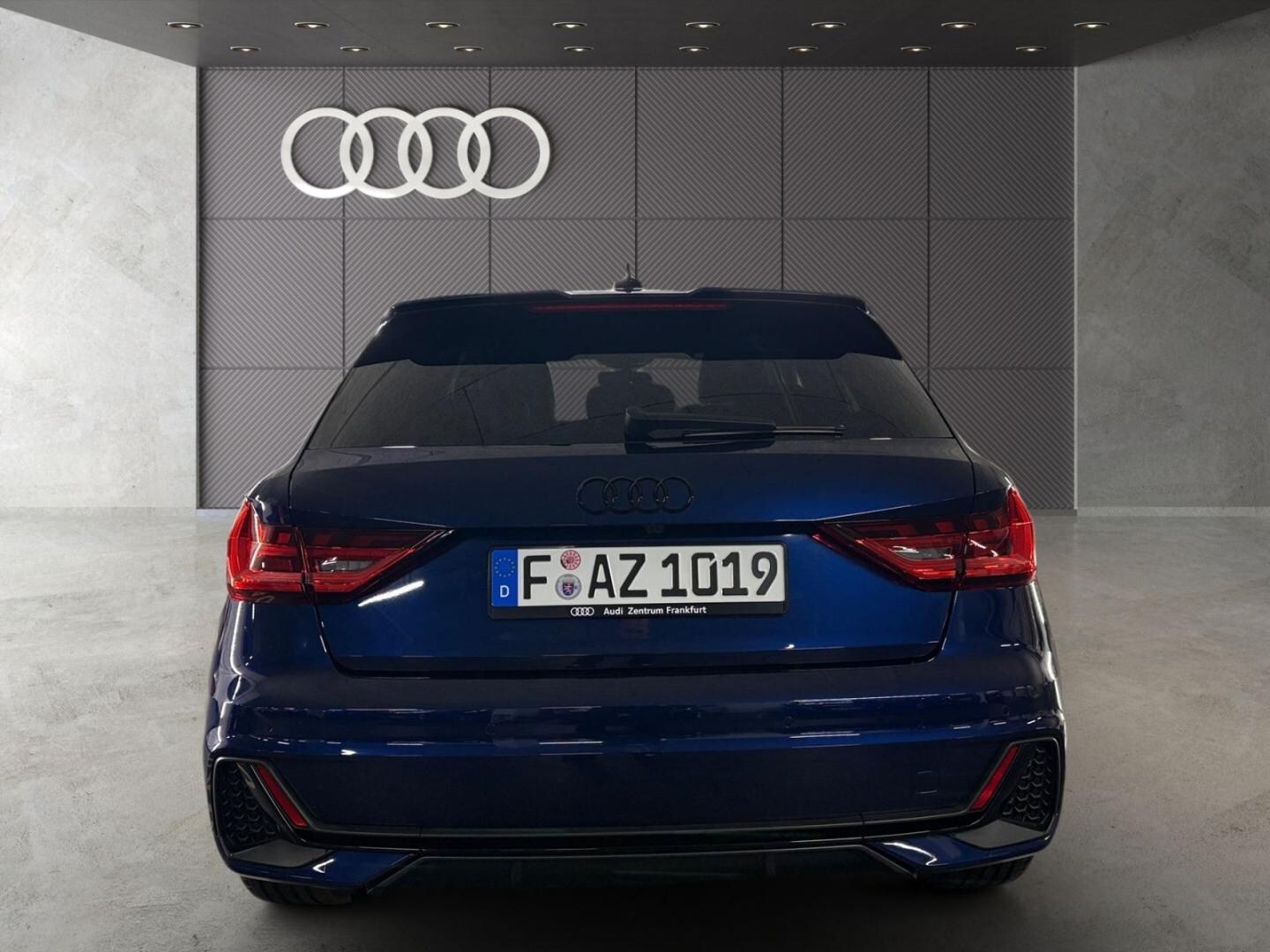 Bild über Audi A1 Sportback S line 35 TFSI S tronic - für weitere Informationen kontaktieren Sie den Audi Partner