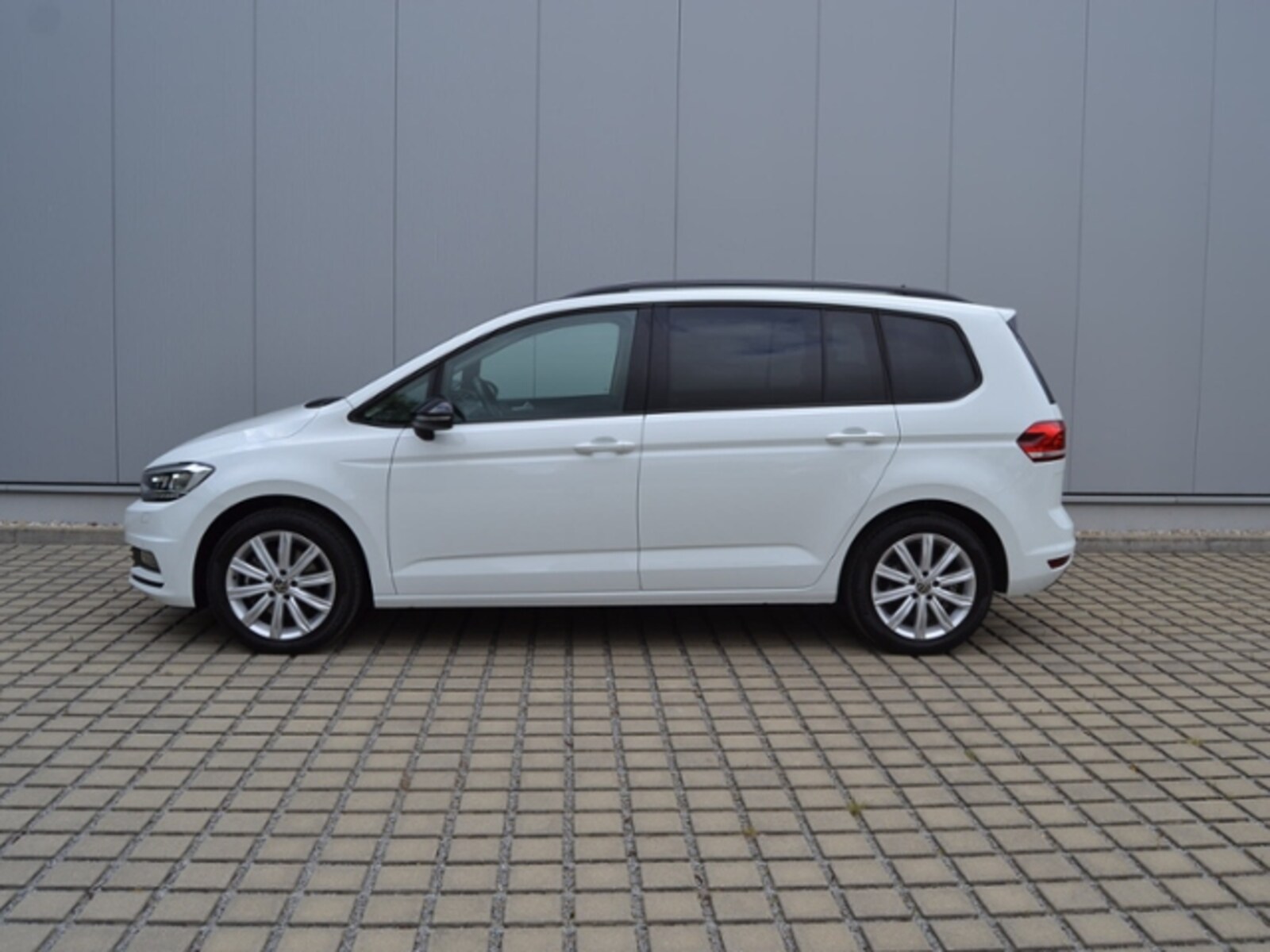 Volkswagen Touran – Bild 8