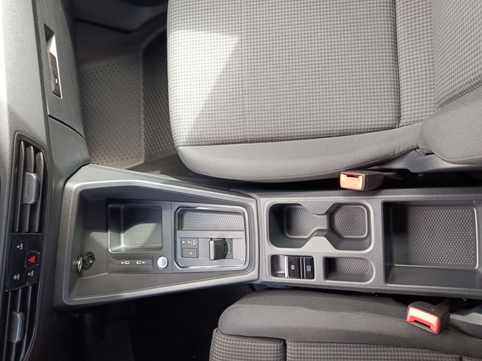Volkswagen Caddy Maxi Cargo – Bild 12