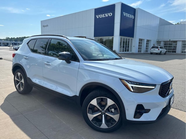 2026 Volvo XC40