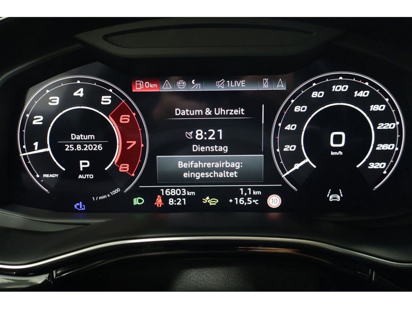 Bild über Audi RS Q8 SUV TFSI quattro 441 kW tiptronic - für weitere Informationen kontaktieren Sie den Audi Partner