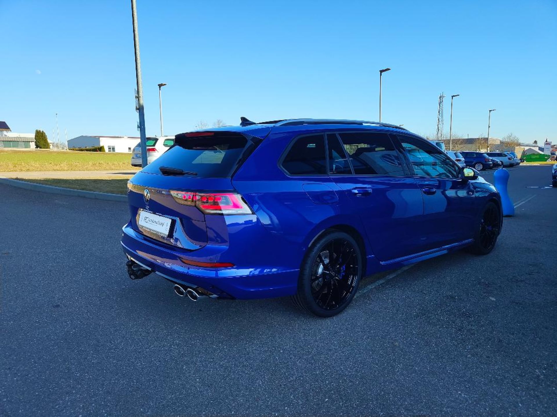 Volkswagen Golf Variant R