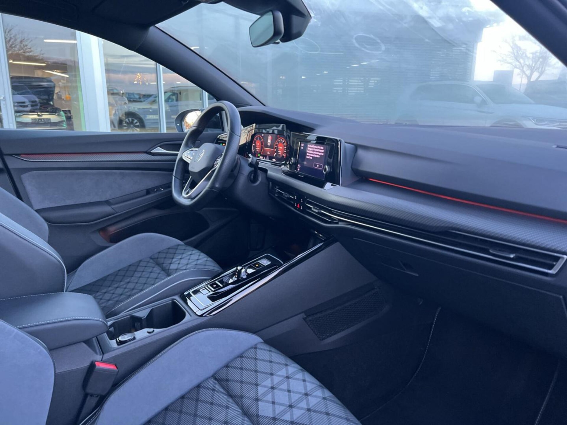 Volkswagen Golf Variant R-Line