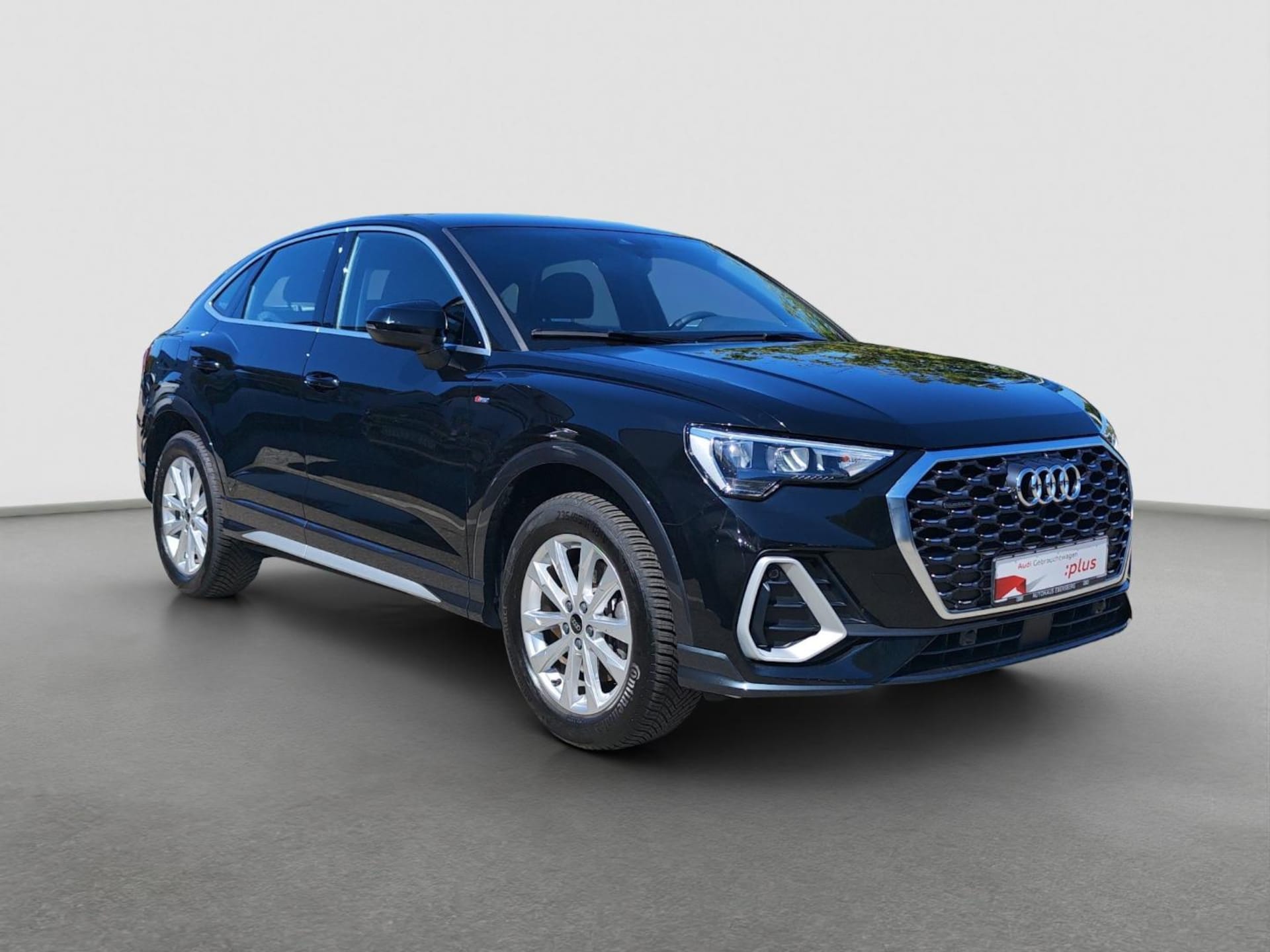 Audi Q3 Sportback S line