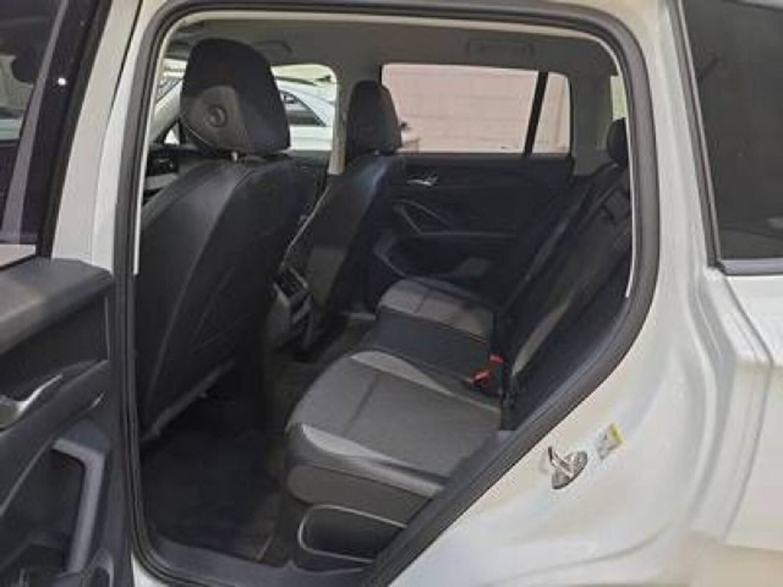 Volkswagen Tiguan – Bild 6