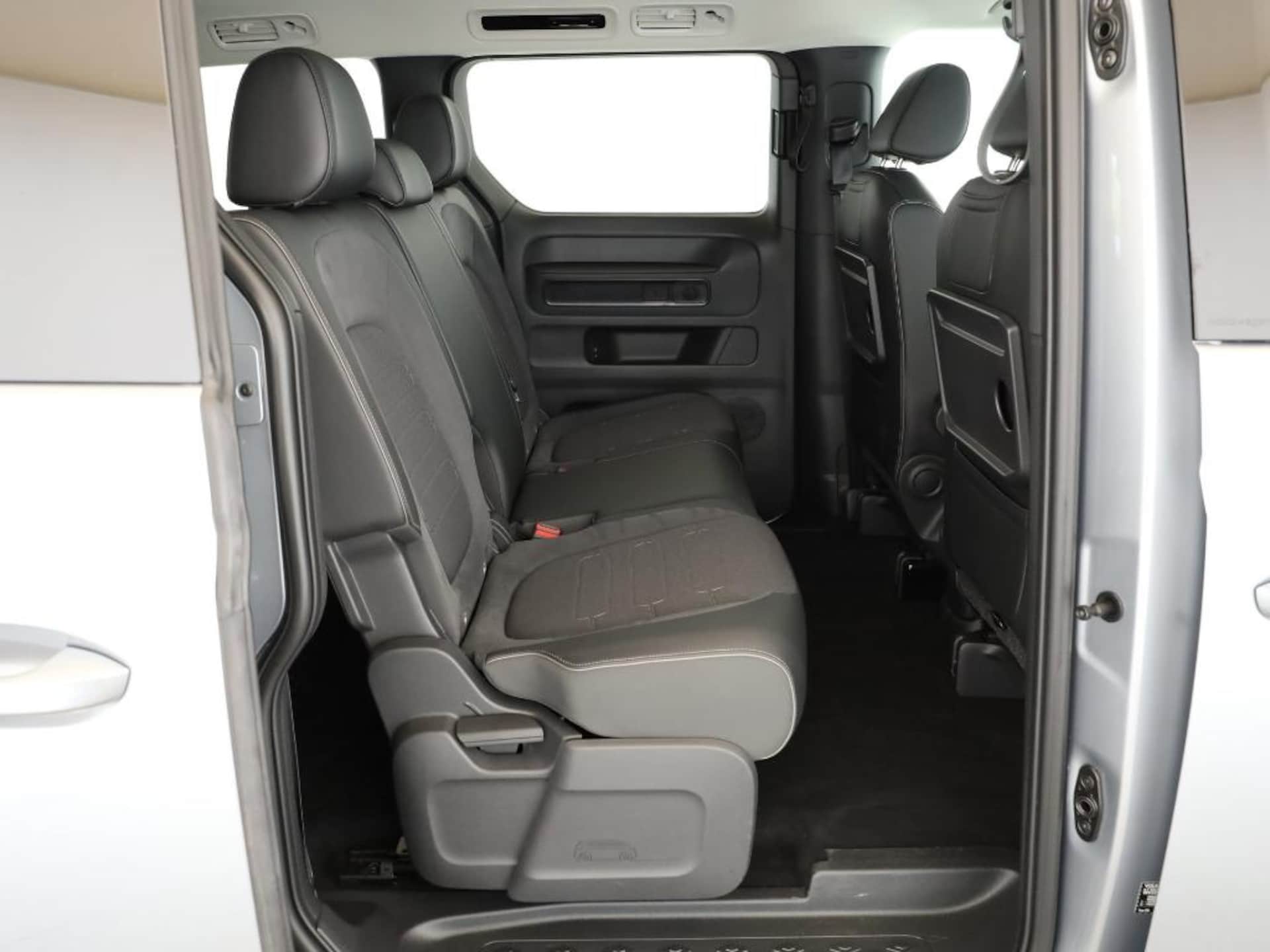 Volkswagen ID. Buzz Pure