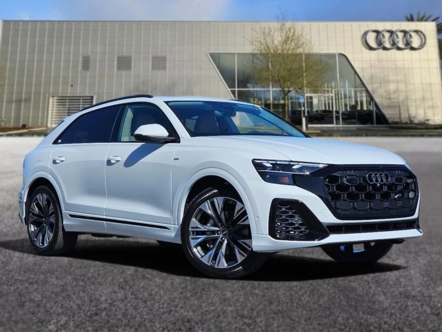 2026 Audi Q8
