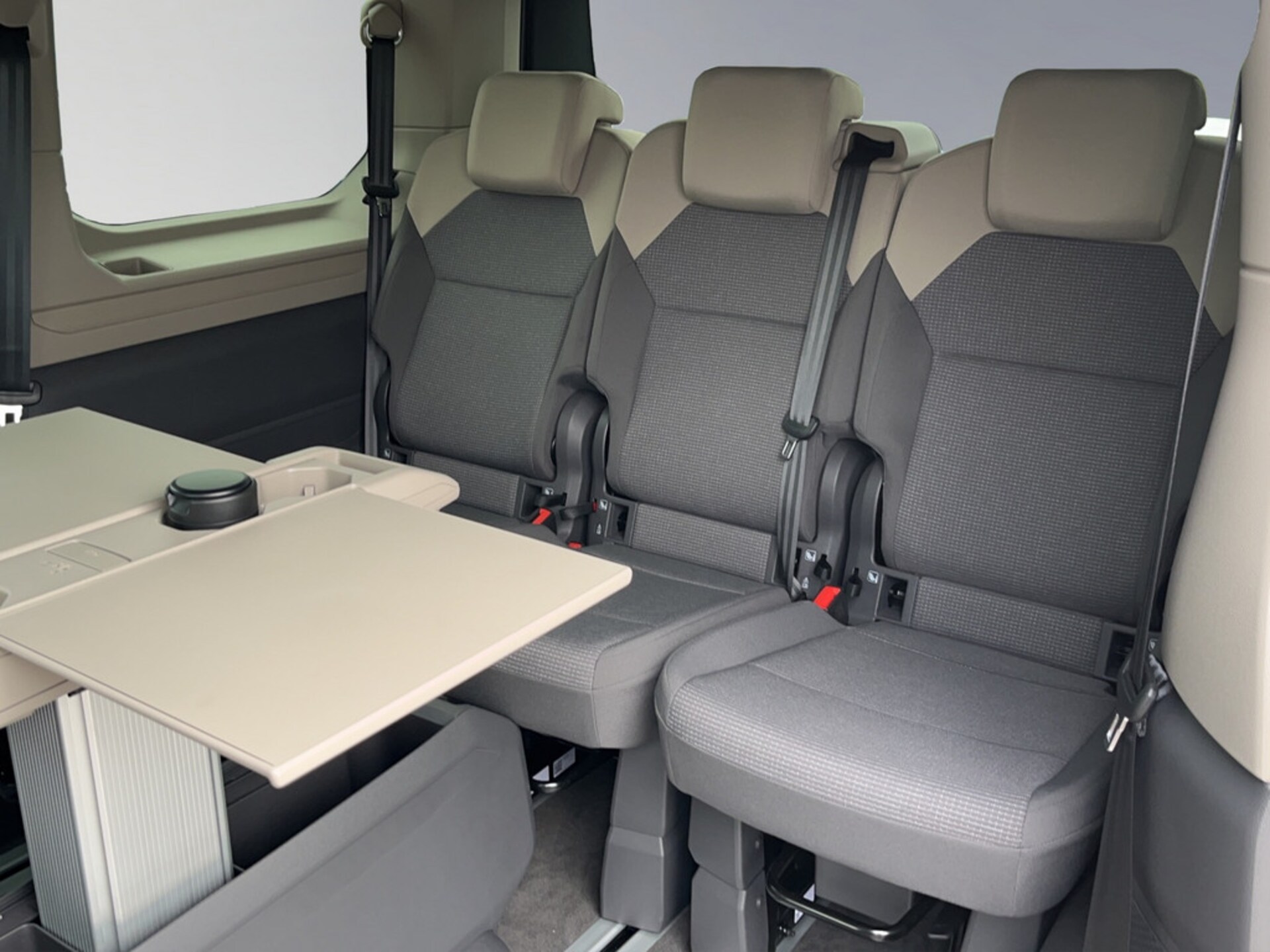 Volkswagen Multivan Basis-Modell