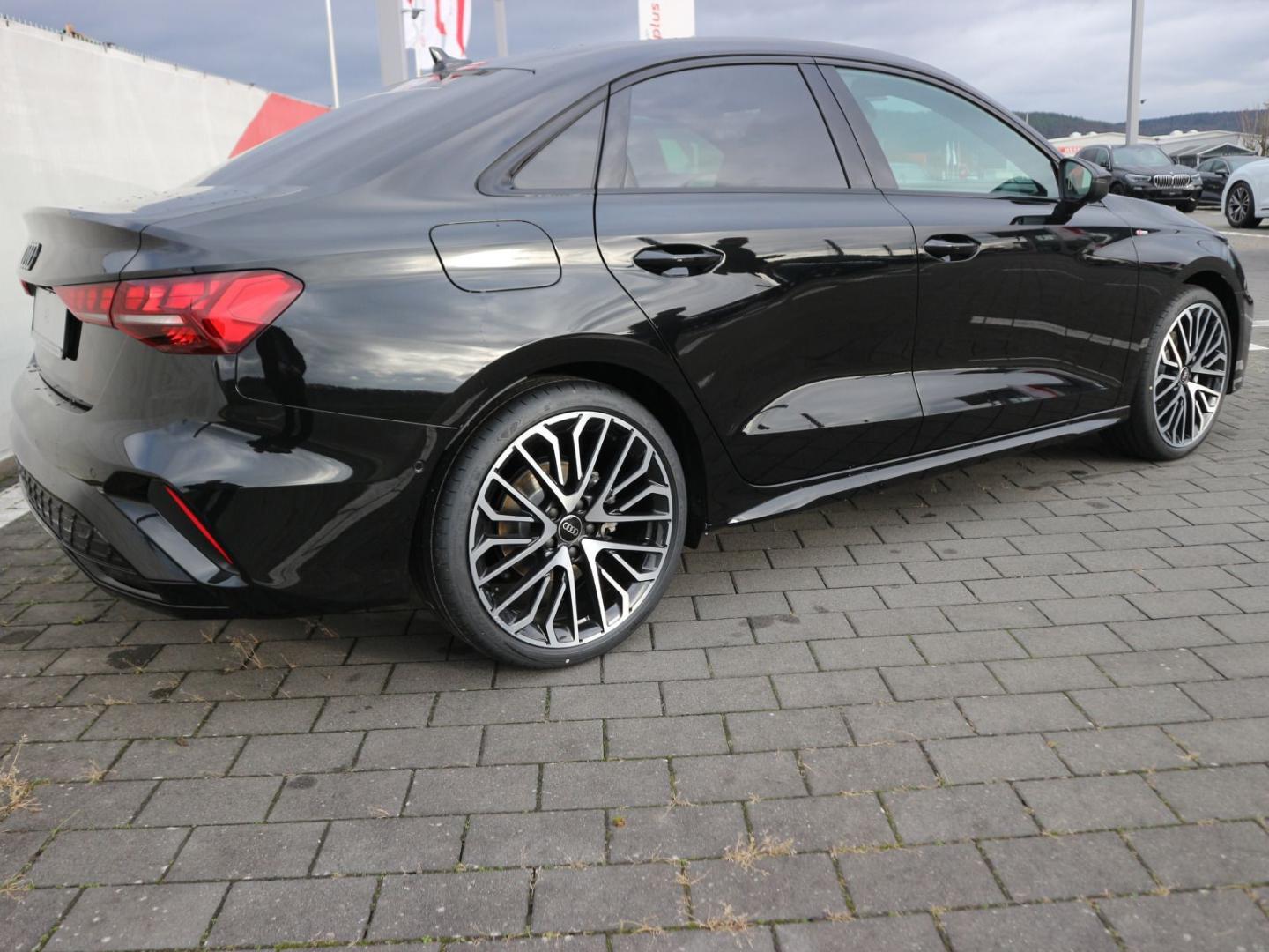 Image about Audi A3 Limousine S line 35 TDI S tronic